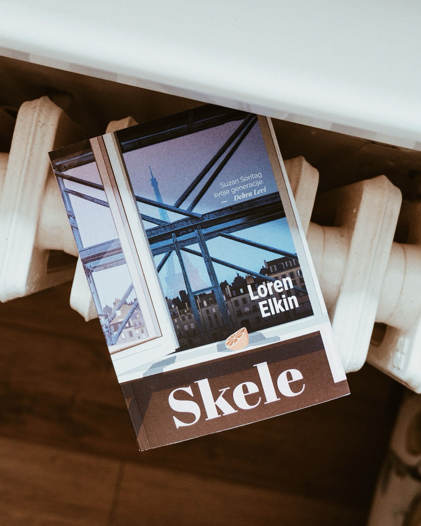 Knjiga Skele, Loren Elkin